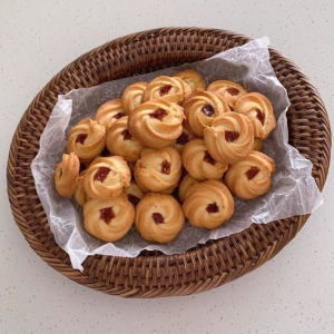Butter Cookies with Red Jam Center